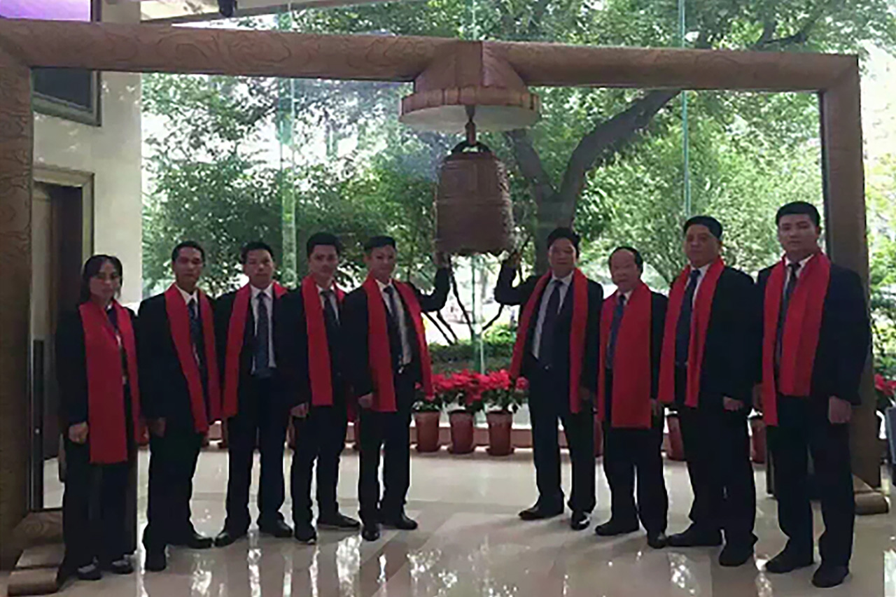 新啟程 興開始--熱烈祝賀訊道掛牌上市慶典會議圓滿成功