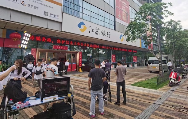 制作企業(yè)廣告宣傳片，讓企業(yè)挺立潮頭