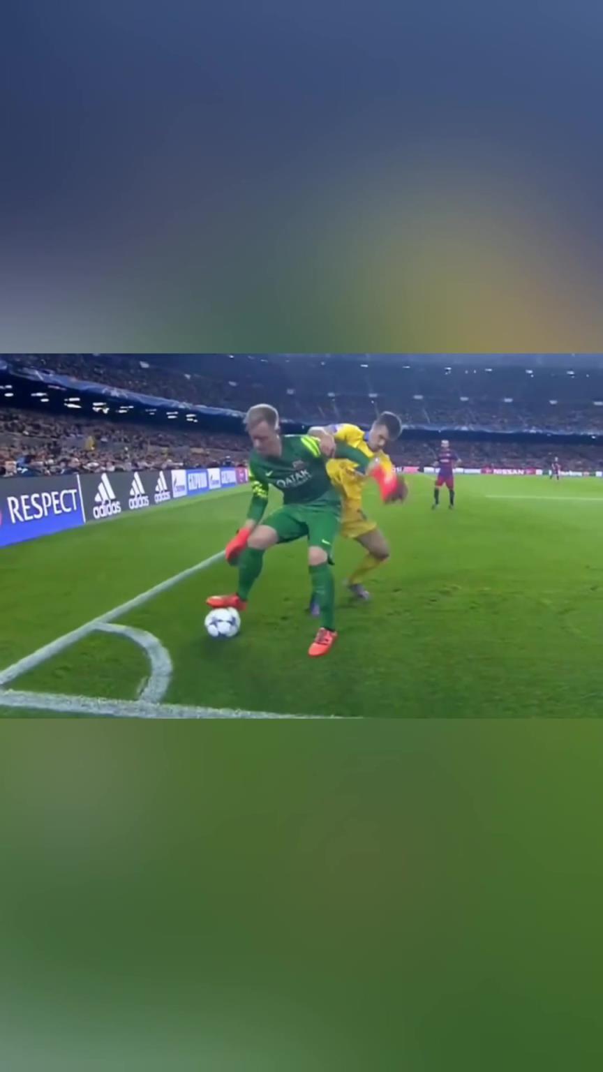 特爾施特根：老子的護(hù)球像亨利！誰來了也不好使！