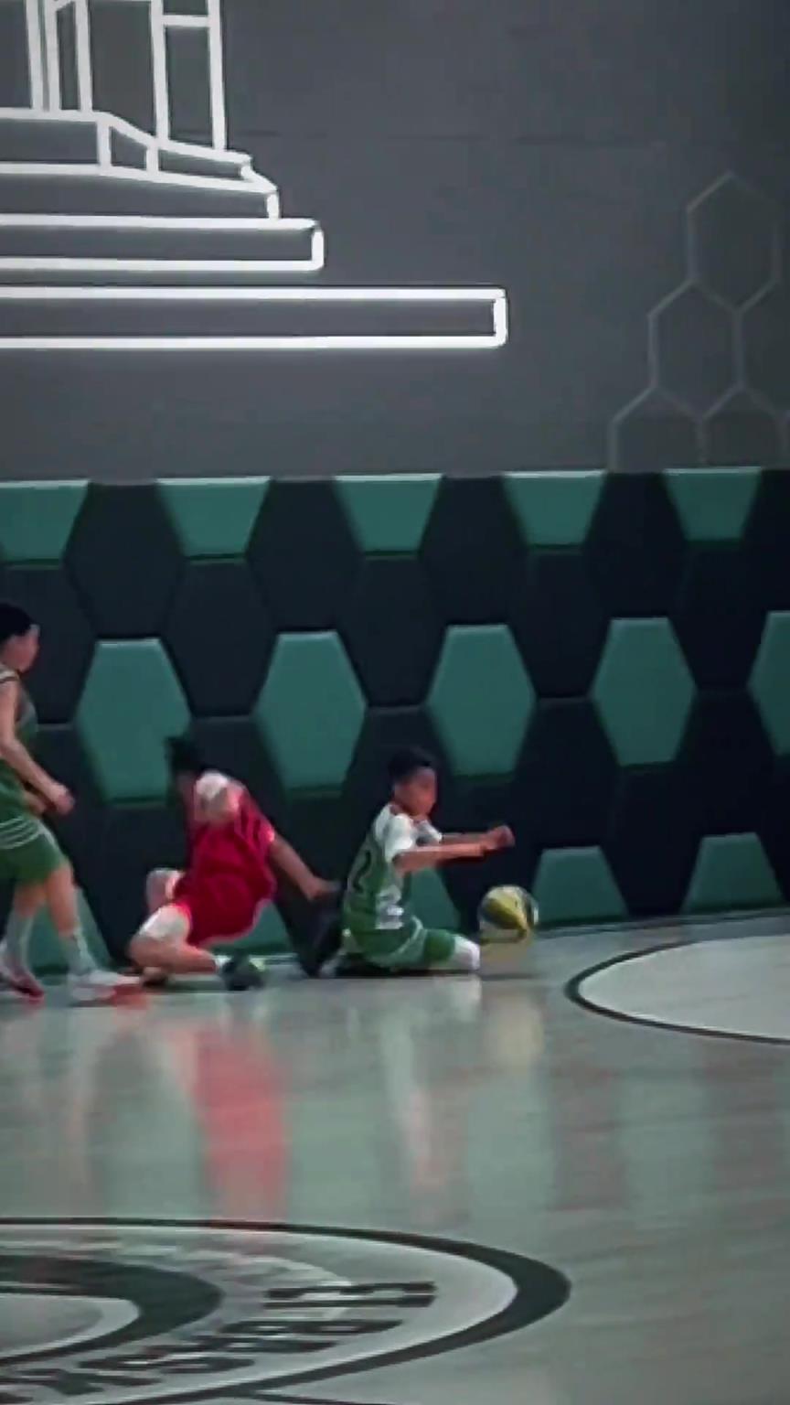 有一種默契叫做從小一起長(zhǎng)大！